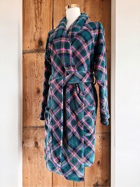 Sz XS Victoria’s Secret Green Pink Plaid Short Cozy Plush Tie Front Lounge Robe
